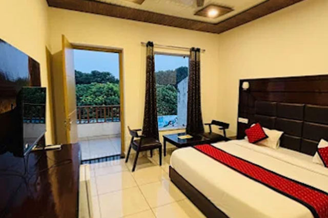 Deluxe with Garden View